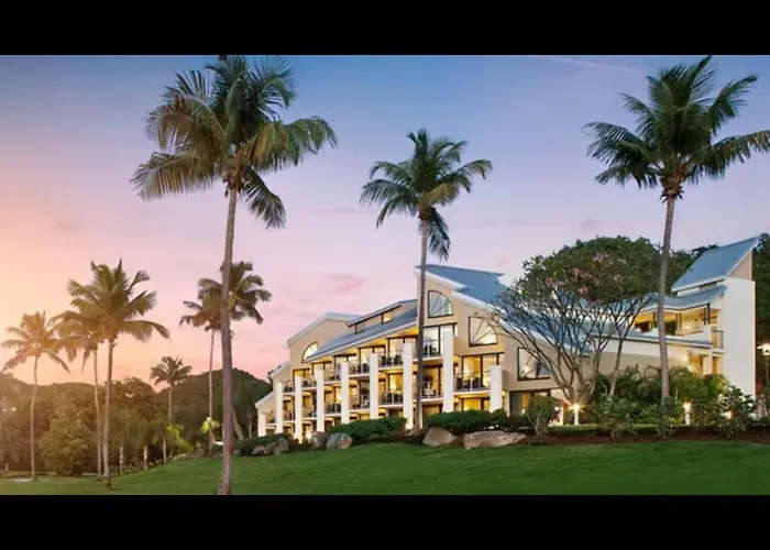 Beautiful Resort Setting With Amazing Amenities In This Studio Apt