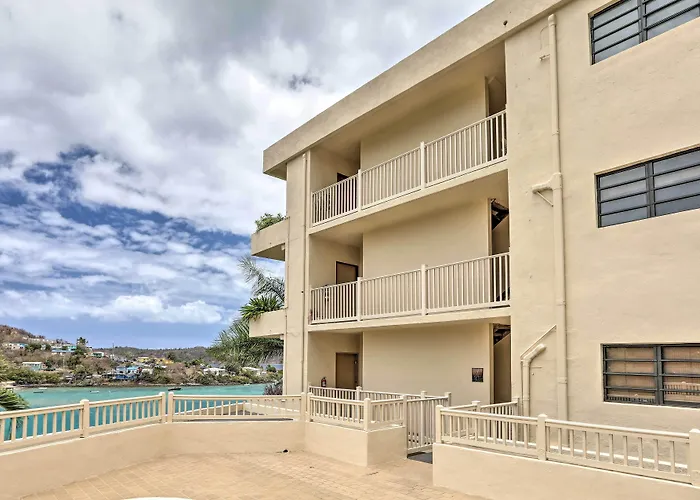 Saint Thomas Condo W/ Ocean Views, Walk To Beach!